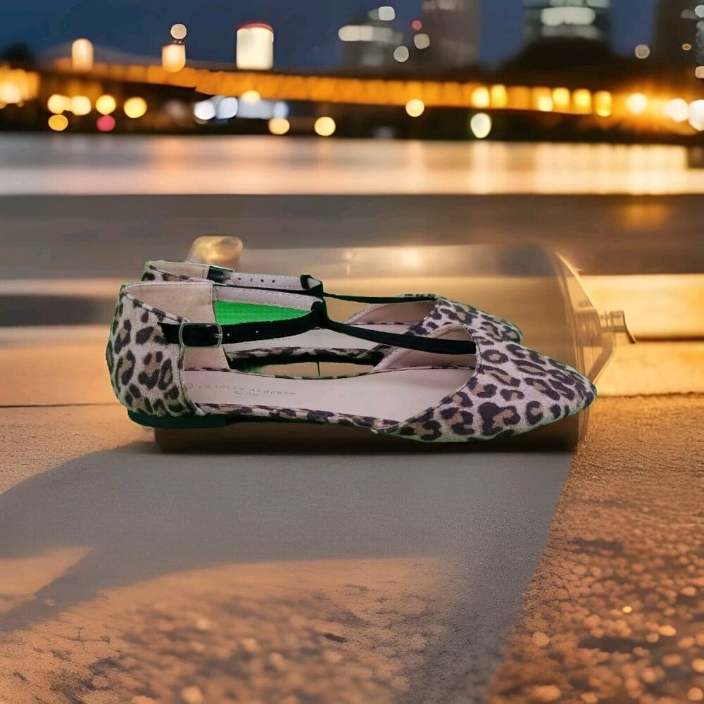 ✅Charles Albert New York Leopard Print T-Strap Ballerina Flat Womens Sz 9 Shoes